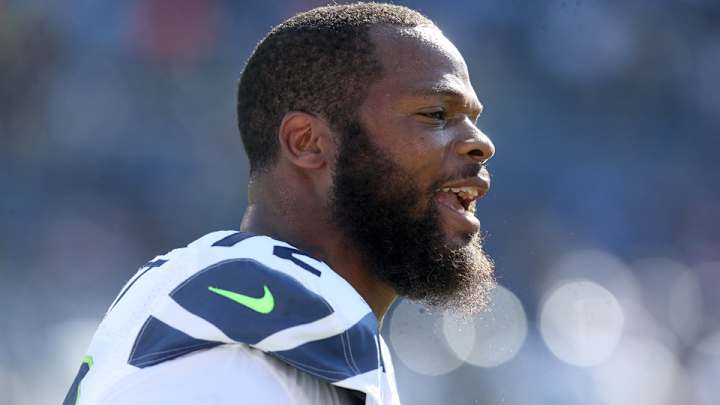 Michael Bennett hosts free camp, calls out Steph Curry for charging