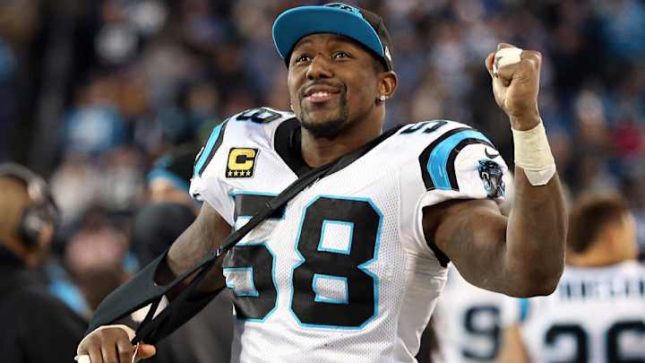 Thomas Davis plans to play in Super Bowl despite screws in arm