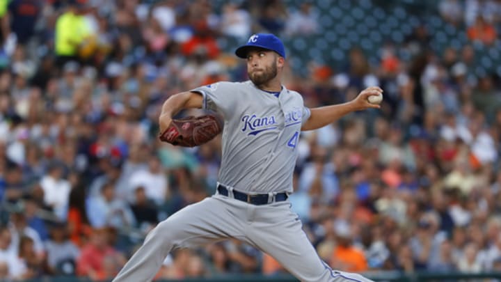 LEADING OFF: Royals, Duffy on a roll; Walker expecting child