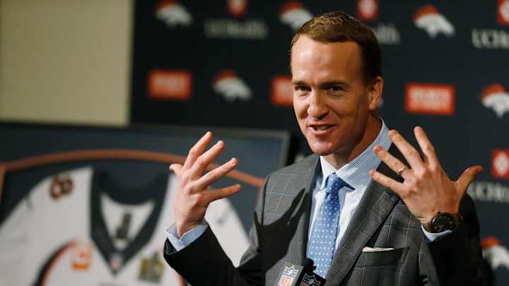 Colts to retire Manning's No. 18, add statue to stadium