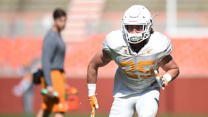 Passing fancy: Tennessee looks to lift air attack Passing fancy: Tennessee looks to lift air attack