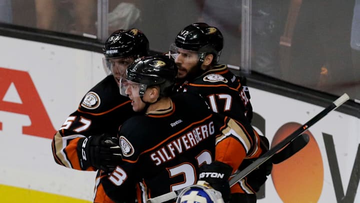 Predators edge Ducks 2-1 in Game 7, advance to 2nd round Predators edge Ducks 2-1 in Game 7, advance to 2nd round