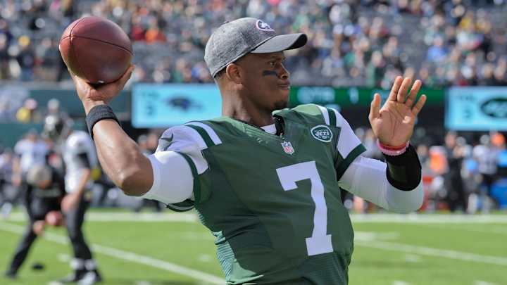 Geno Smith out for season with torn ACL