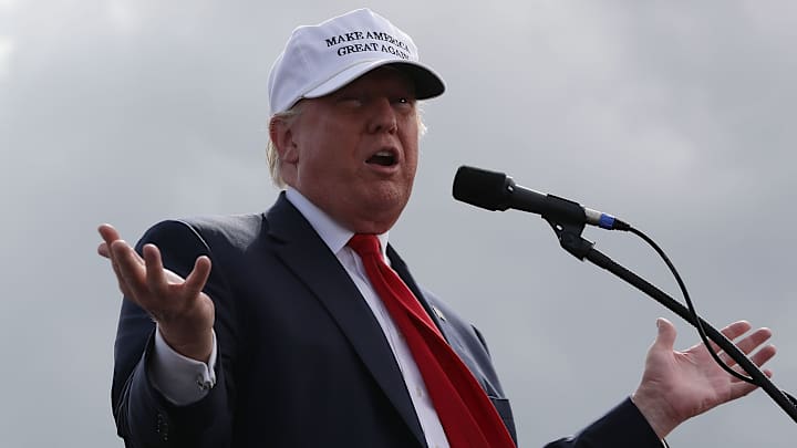 Video: Donald Trump mocks NFL’s handling of brain injuries Video: Donald Trump mocks NFL’s handling of brain injuries