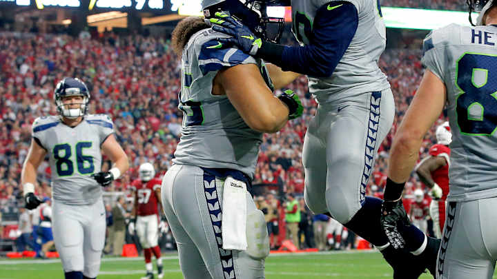Wilson, Seahawks rout Cardinals 36-6
