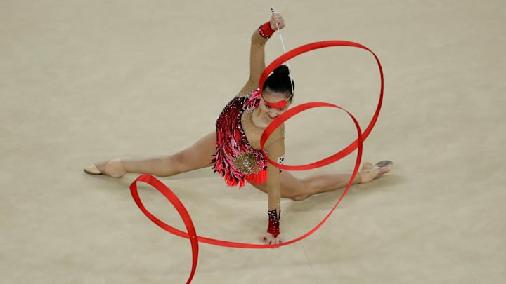 Mamun tops world champ Kudryavtseva in rhythmic gymnastics Mamun tops world champ Kudryavtseva in rhythmic gymnastics