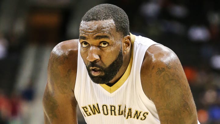 Watch: Kendrick Perkins ejected after clothesline on Damian Lillard