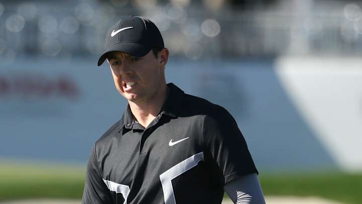 McIlroy switches to cross-handed putting grip
