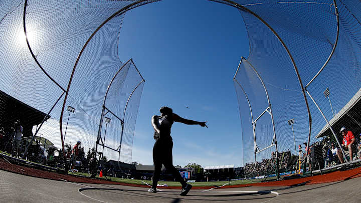 Felix cruises, and Richards-Ross says goodbye