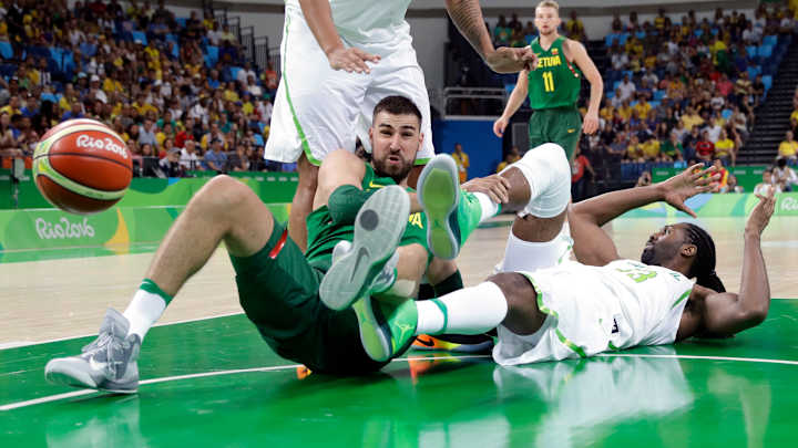 Kalnietis leads Lithuania to 82-76 win over Brazil