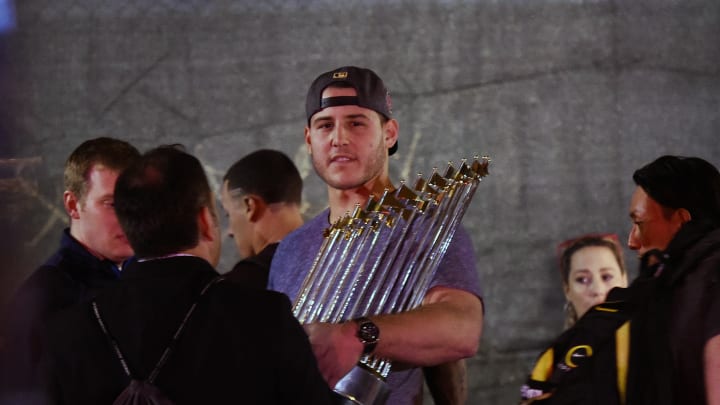 Chicago to honor champion Cubs with Friday parade, rally