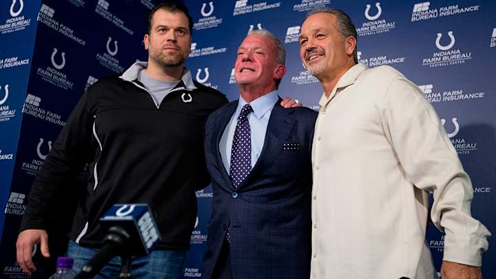 Colts choose continuity over change, surprisingly hand Pagano extension