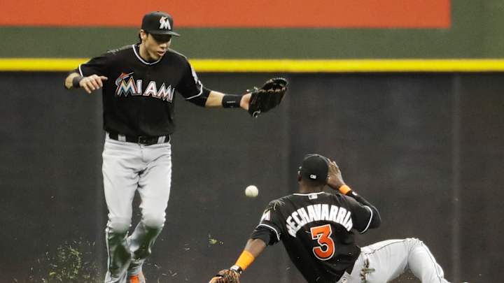 Marlins hit four homers in 7-5 win over Brewers