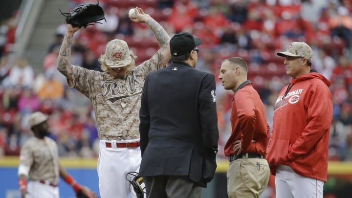 Gutierrez homers, Mariners beat Reds 4-0 with Junior honored
