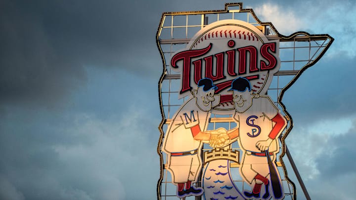 Is the Twins’ scoreboard breaking trades?