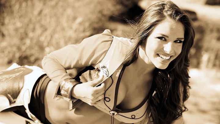 Cheerleader of the Week: Katie