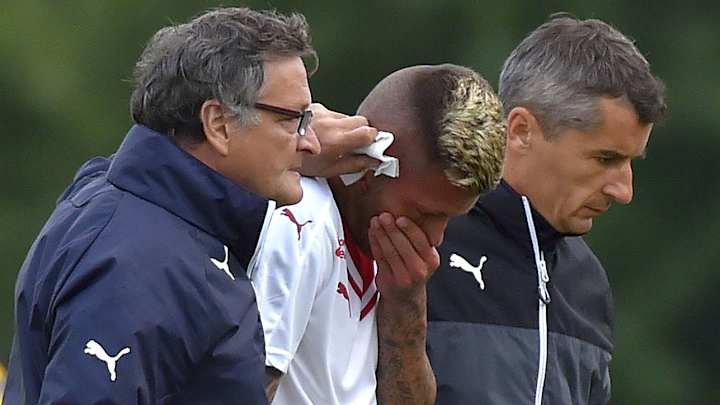 Jeremy Menez loses part of his ear in freak friendly incident
