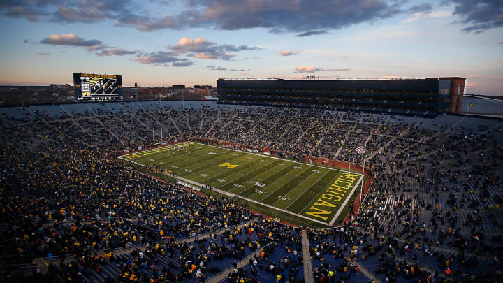 Student journalists discuss the future of sports media