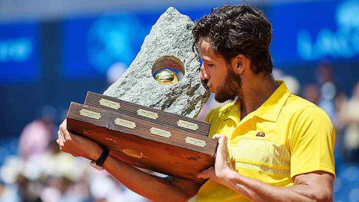 Feliciano Lopez tops Robin Haase to win Swiss Open, first clay-court title