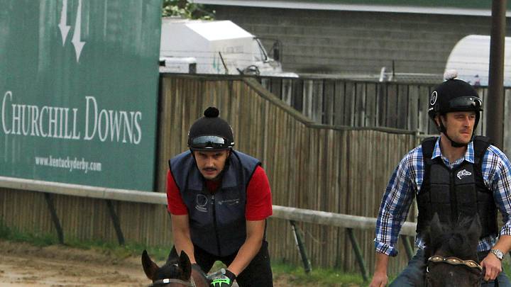 Expected Kentucky Derby favorite Nyquist jogs at Churchill