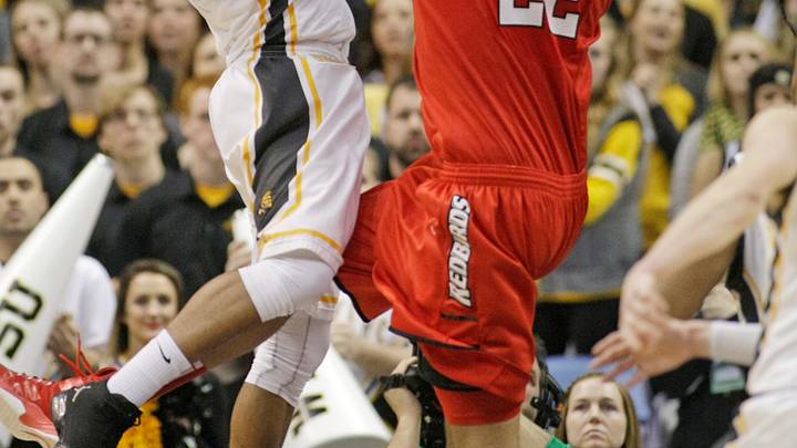 Minnesota: Basketball player arrested on sex assault charge