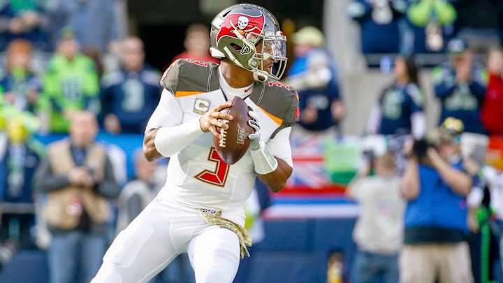 Fantasy Football: Week 10 QB Rankings Fantasy Football: Week 10 QB Rankings