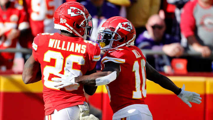 Tyreek Hill, Damien Williams Have Great Reaction to Thrilling Touchdown Run: TRAINA THOUGHTS