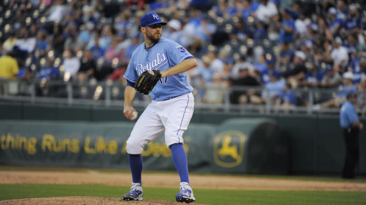 Royals place closer Wade Davis (forearm) on 15-day DL Royals place closer Wade Davis (forearm) on 15-day DL