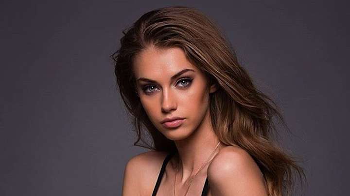 Wednesday's P.M. Hot Clicks: Yulia Rose; NFL Quarterback Carousel Wednesday's P.M. Hot Clicks: Yulia Rose; NFL Quarterback Carousel