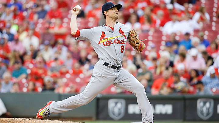 Need fantasy baseball pitching help? Stream Mike Leake, Nathan Eovaldi