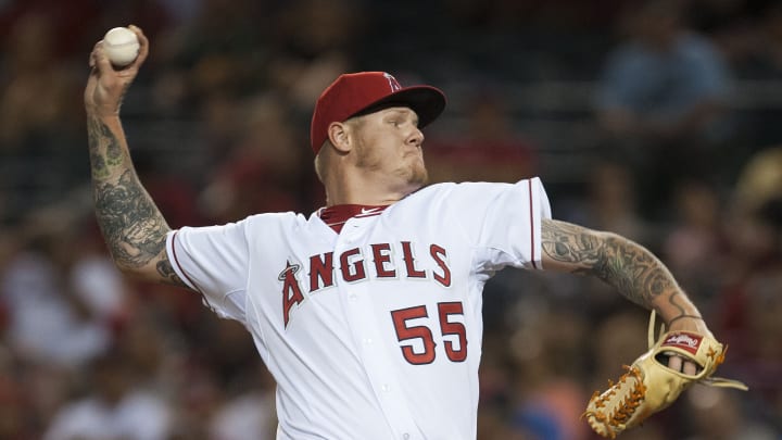 AP source: Latos agrees to $3M, 1-year deal with White Sox