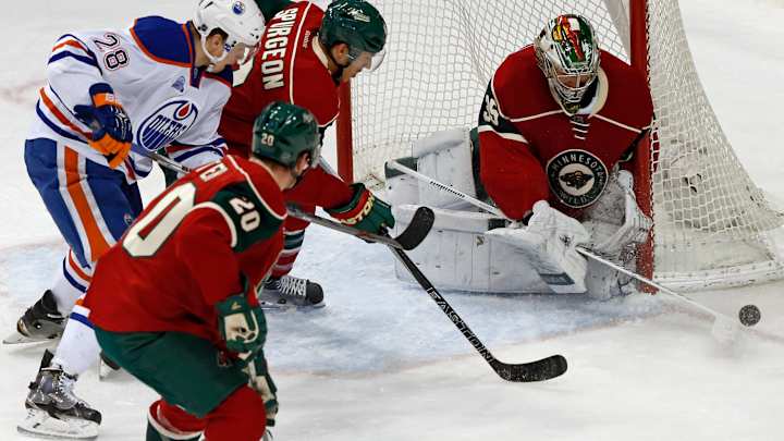 McDavid's goal gives Oilers 2-1 victory over Wild