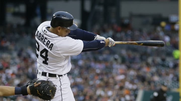 Cabrera leaves game after being hit in knee area with pitch