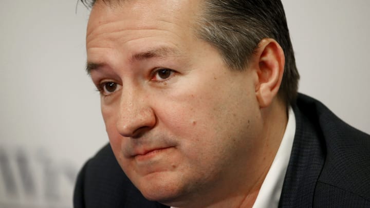 Cubs owner accepts hype, hints at new contract for Epstein