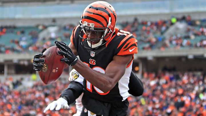 NFL signings tracker: Notable player contracts during free agency NFL signings tracker: Notable player contracts during free agency