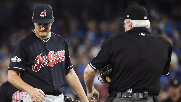 Schilling doesn't appreciate comparisons to Indians' Bauer