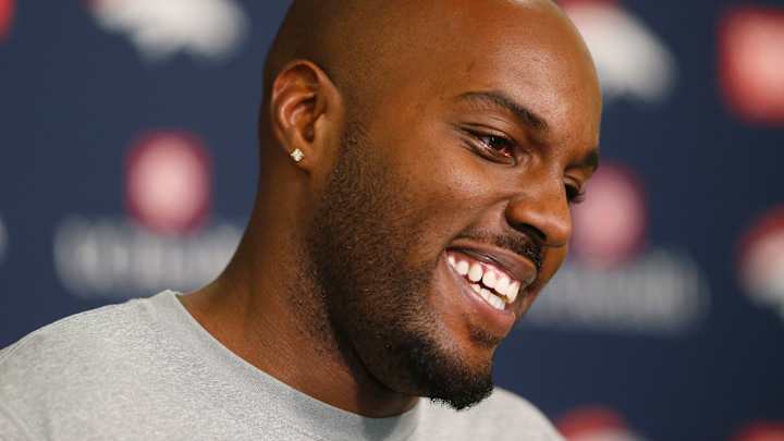 Darian Stewart signs 4-year extension with Broncos