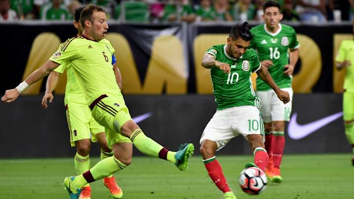 Watch: Univision's call of Tecatito Corona's golazo vs. Venezuela Watch: Univision's call of Tecatito Corona's golazo vs. Venezuela