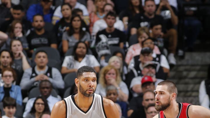 Leonard scores 18, Spurs beat Jazz for Duncan's 1,000th win