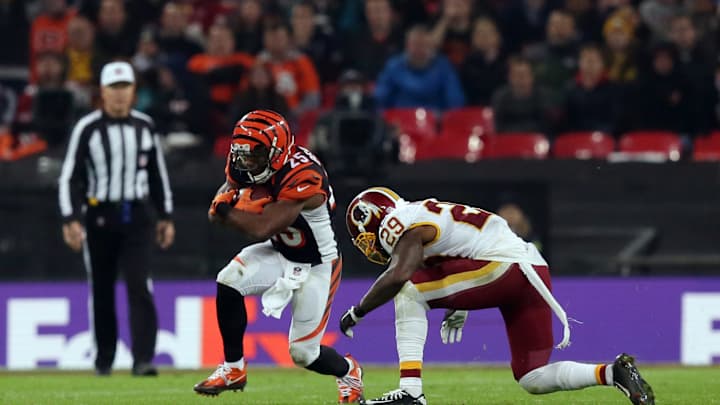 Bengals put Gio Bernard on injured list, sign long snapper