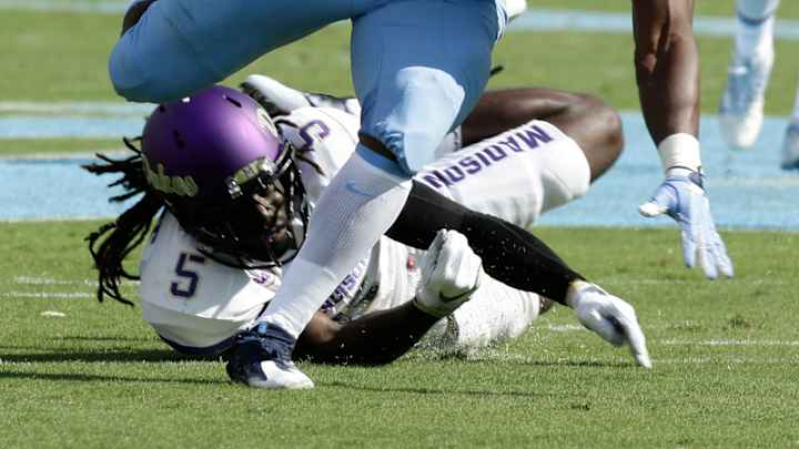 Hood hoping to finish strong as No. 15 UNC visits rival Duke