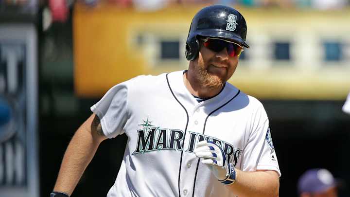 Padres' Bethancourt plays 4 positions, hits 96 mph on mound Padres' Bethancourt plays 4 positions, hits 96 mph on mound