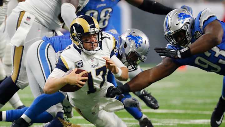 Rams land in London with work to do before Giants showdown