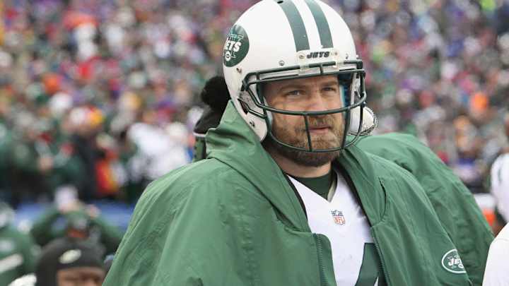 Report: Jets, Ryan Fitzpatrick remain as much as $5 million apart