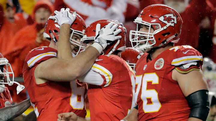 Chiefs set sights on AFC West title, easier playoff path