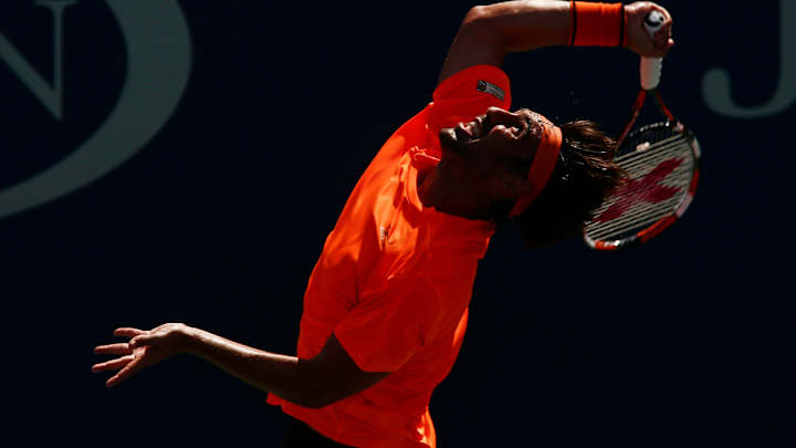 Umpire warns US Open player for using cellphone during match