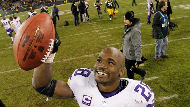 Vikings coach: Adrian Peterson's back will not keep him out