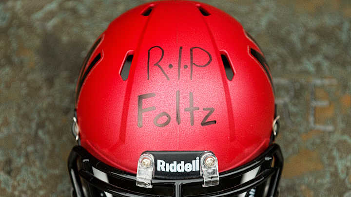 Huskers punter Foltz is remembered for tenacity, good humor