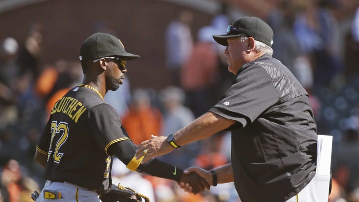 McCutchen homers to spark 6-5 comeback win over Giants