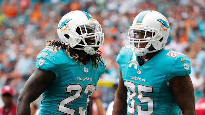 Persistent Ajayi wears down Jets as Dolphins win 27-23